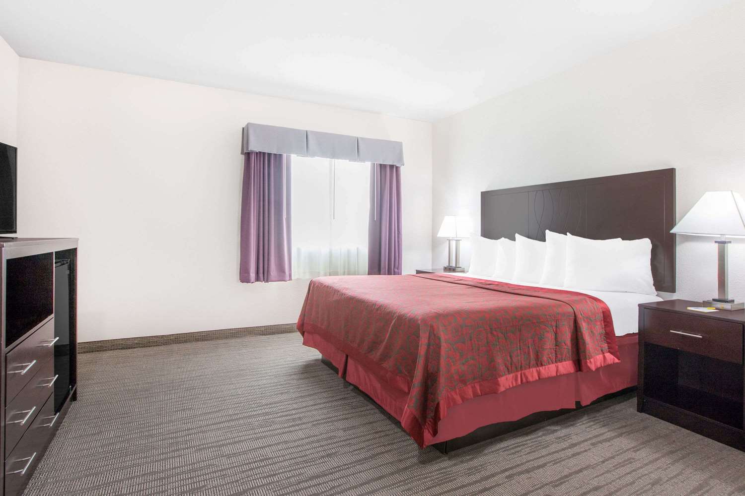 Days By Wyndham Hotel